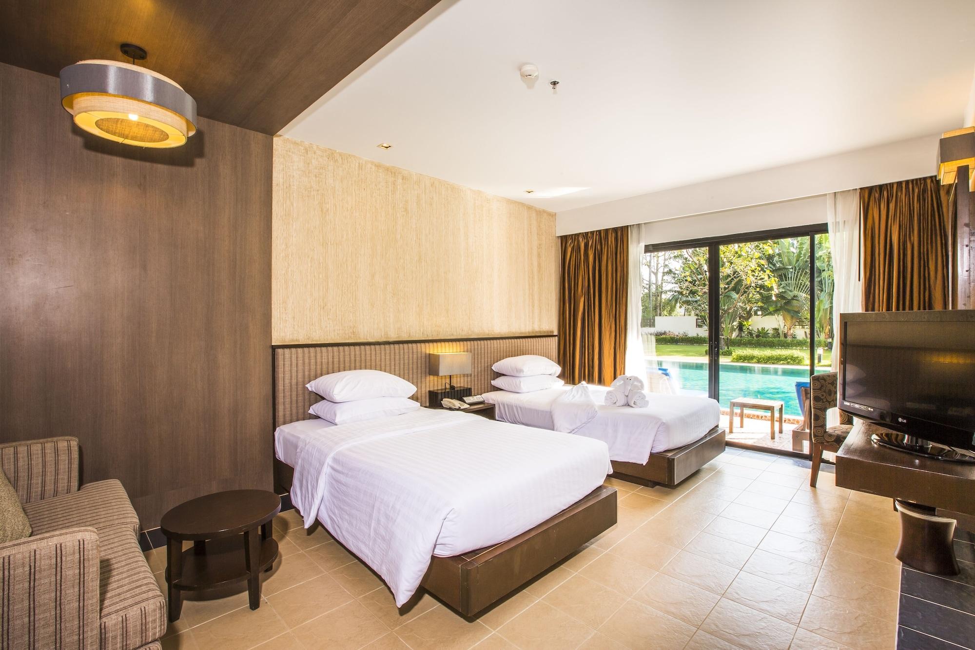 D Varee Mai Khao Beach Exteriör bild